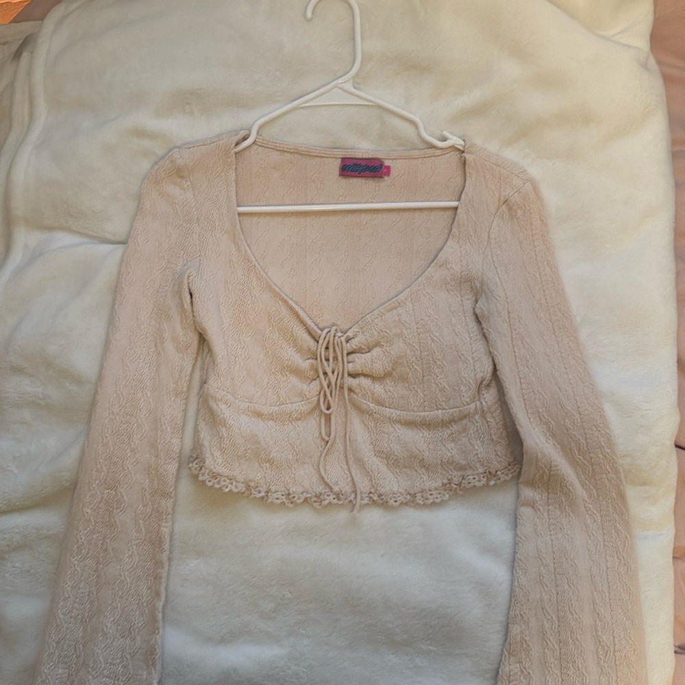 Edikted Beige Lace-Trim Long Sleeve Crop Top